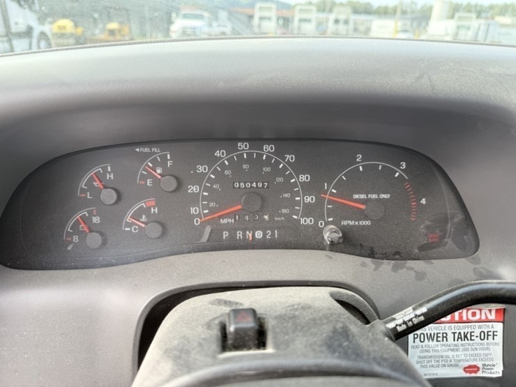 2000-ford-f550-image-30