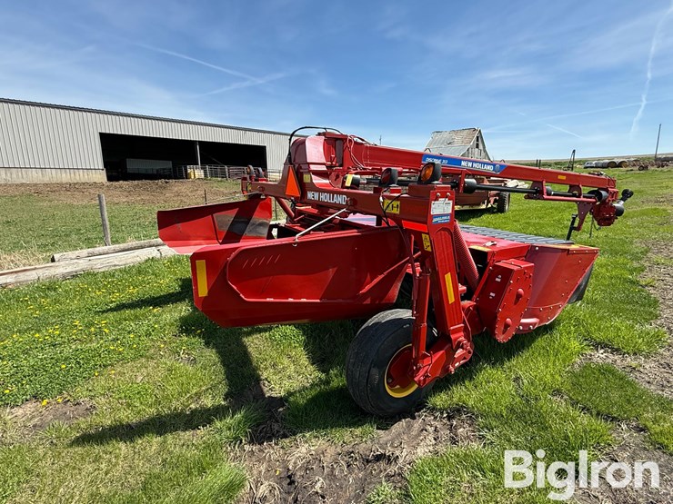 2021-new-holland-1000-image-5