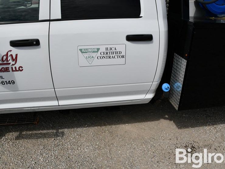 2011-dodge-ram-5500-image-15