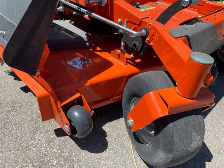 #6928-•-new-husqvarna-zero-turn-riding-lawn-mower-image-16