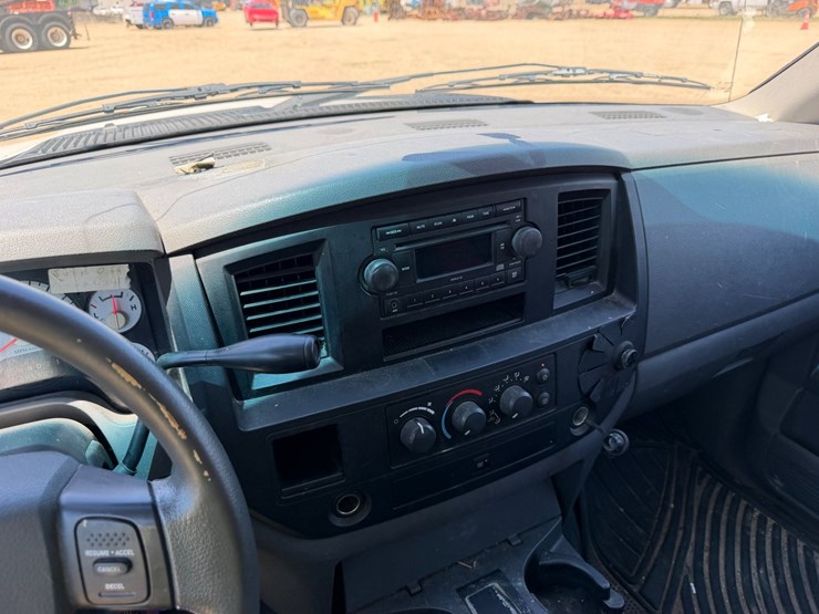 2008-dodge-ram-2500-image-13
