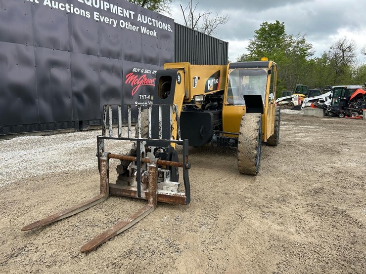 caterpillar-tl943-image-8