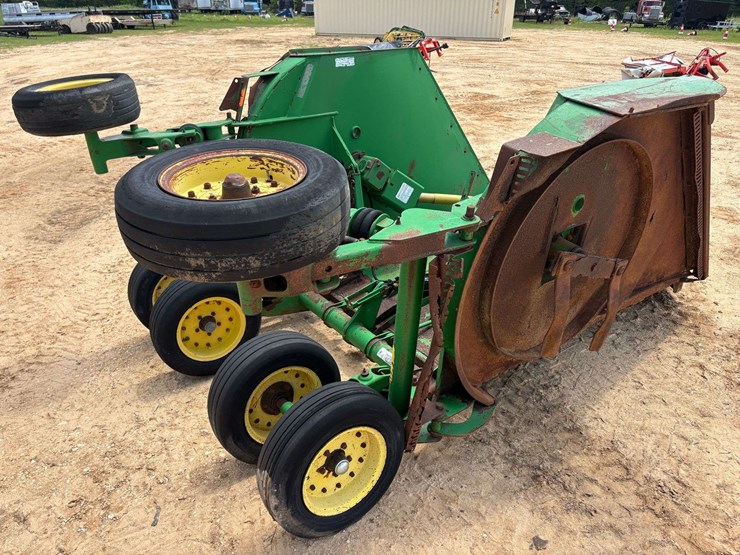 john-deere-15-image-3