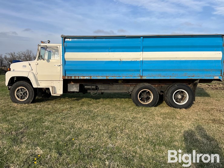 1978-ford-ln7000-image-8