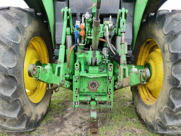 john-deere-6330-image-5