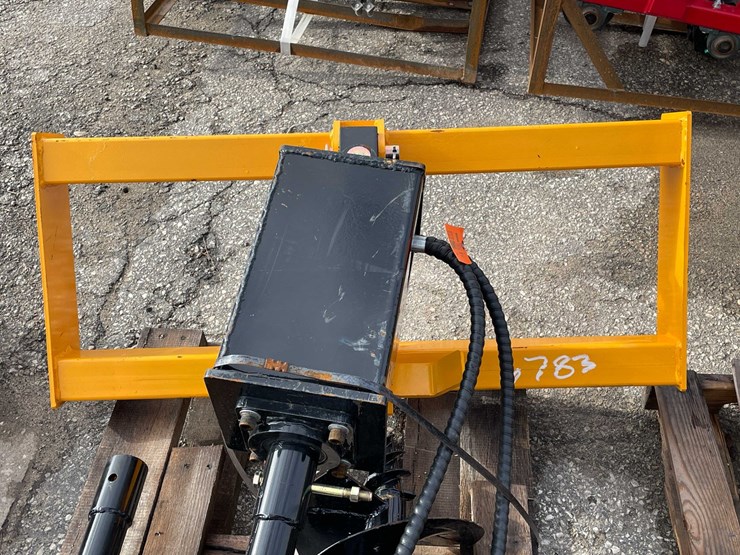 #9033-•-unused-gayi-skid-steer-post-hole-auger-with-(3)-bits-(o12)-image-10