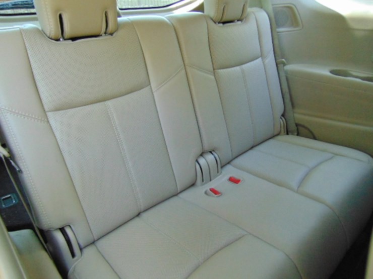 2016-nissan-pathfinder-image-6