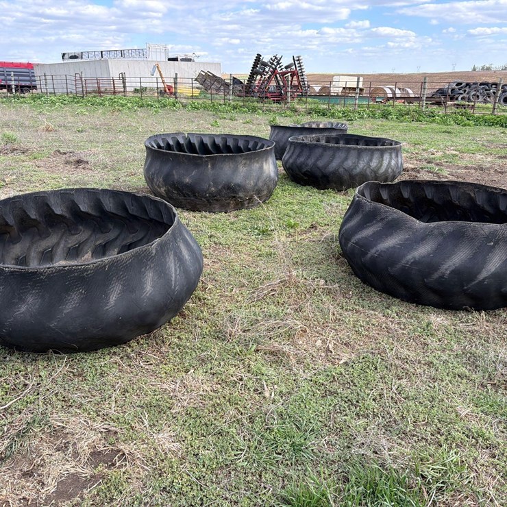 5 Tire Feed Bunks