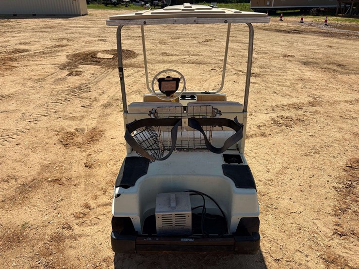yamaha-2-seater-36v-golf-cart-image-6