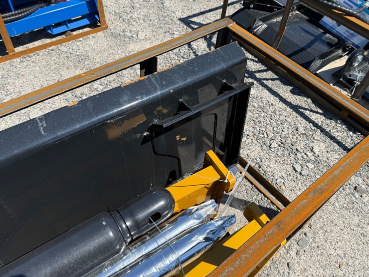 #45362-•-unused-agt-pd680-hydraulic-hammer-pd680pz26020502a-image-6