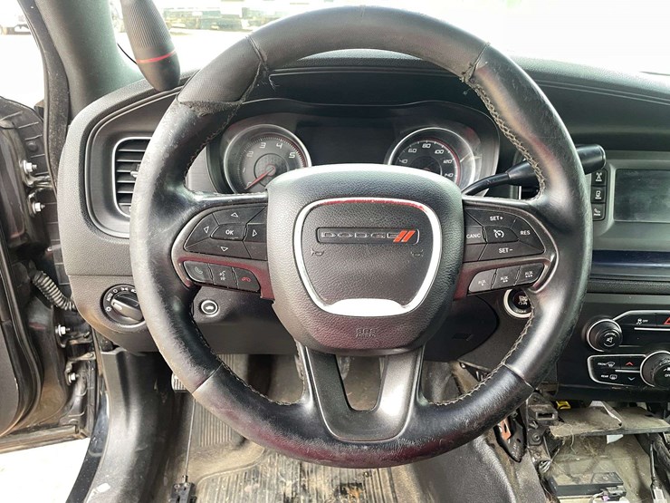 2015-dodge-charger-4-door-police-cruiser-(130,607-miles)-image-12