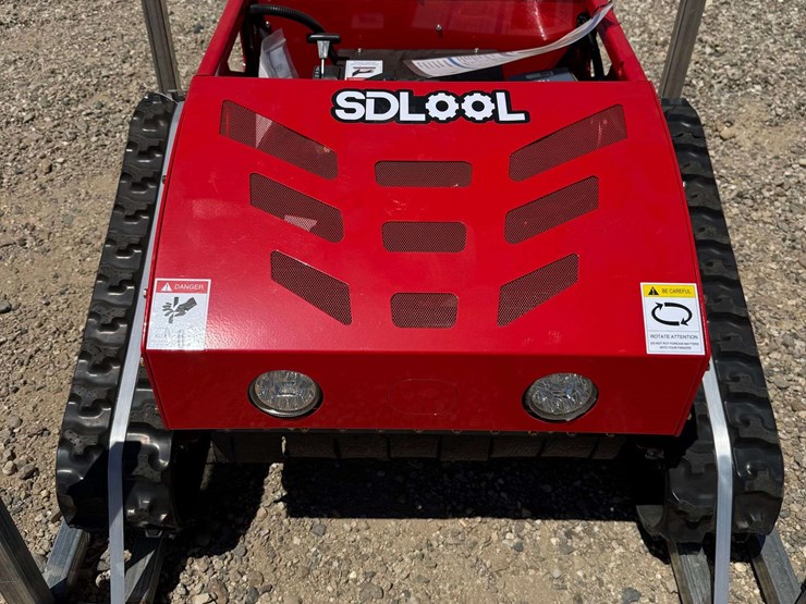 sl-750-all-terrain-remote-controlled-weed-and-brush-mower-(new/unused)-image-2