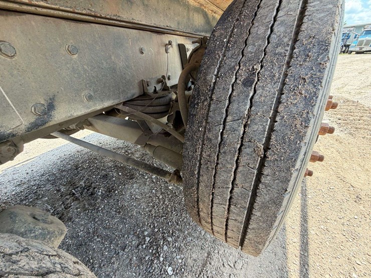 2016-kenworth-t880-image-48