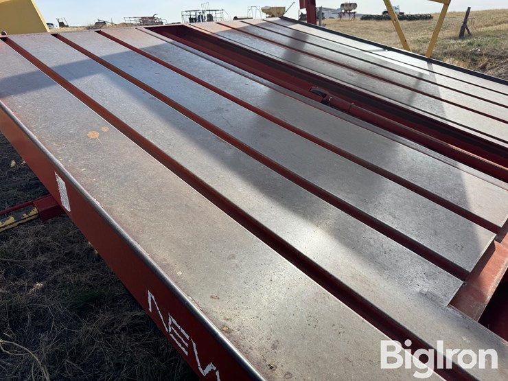 new-holland-1037-image-12
