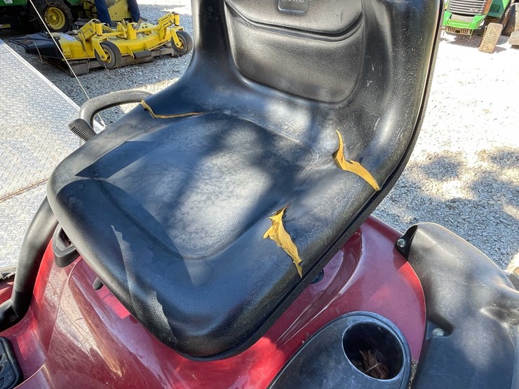 #6941-•-toro-riding-lawn-mower-image-6