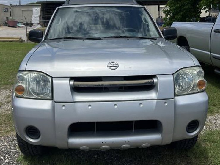 2004-nissan-frontier-image-2