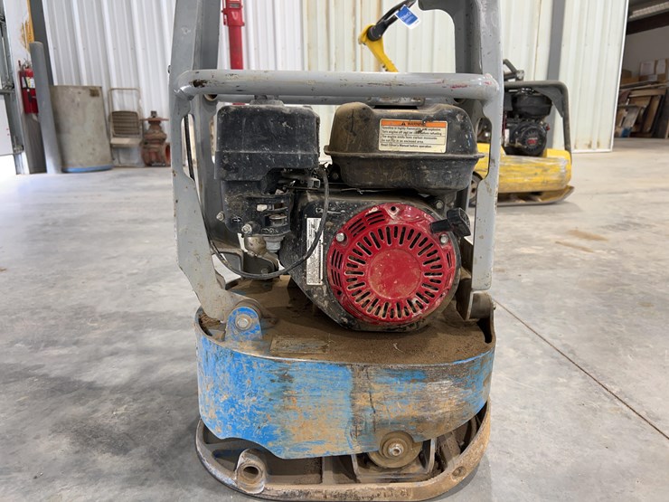 weber-cfr90-vibration-plate-image-5