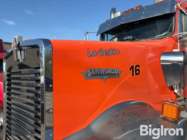 2001-kenworth-w900-image-11