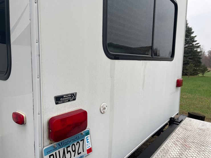 #7050-•-2010-spree-lx-superlite-camper-(has-mn-title)-image-35