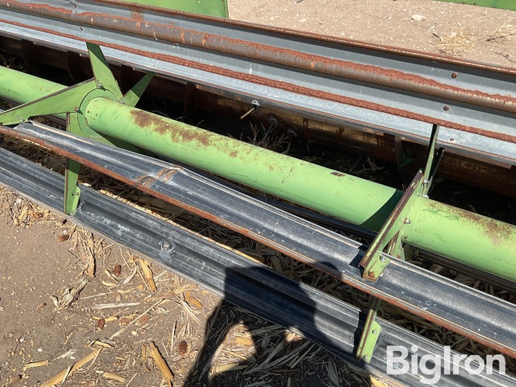 john-deere-224-image-11