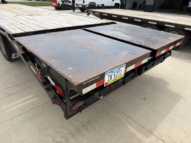 2018-dct-101”-x-32ft-gooseneck-flatbed-trailer-image-5