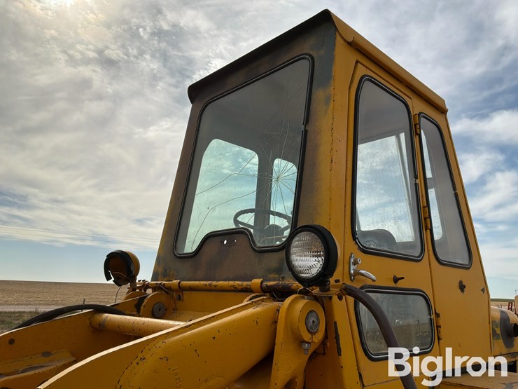 massey-ferguson-33-image-11