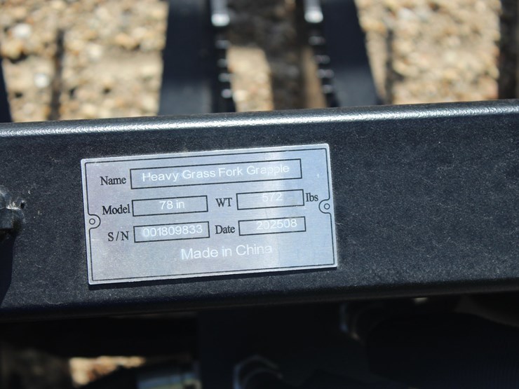 #5135-•-heavy-grass-fork-grapple-image-3