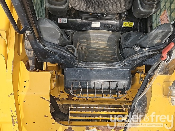 2019-caterpillar-289d-image-27