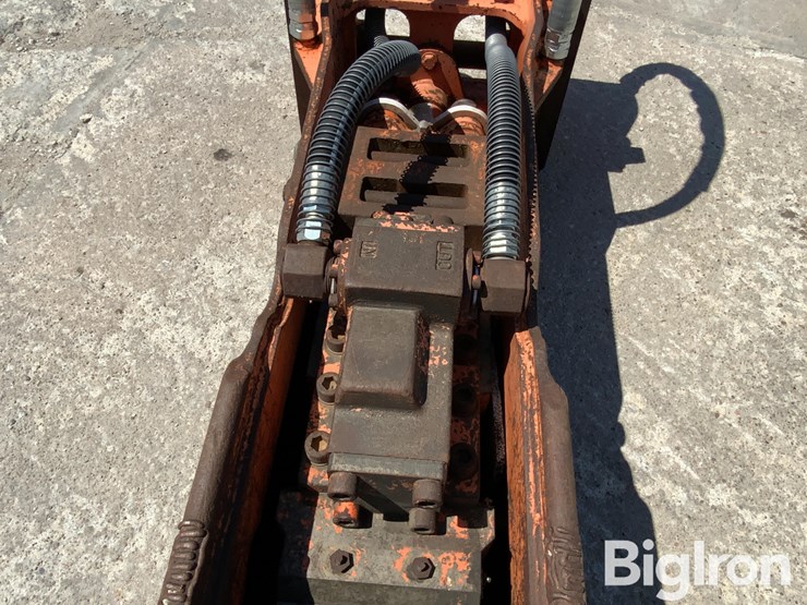 komatsu-pc220-lc-6l-image-11
