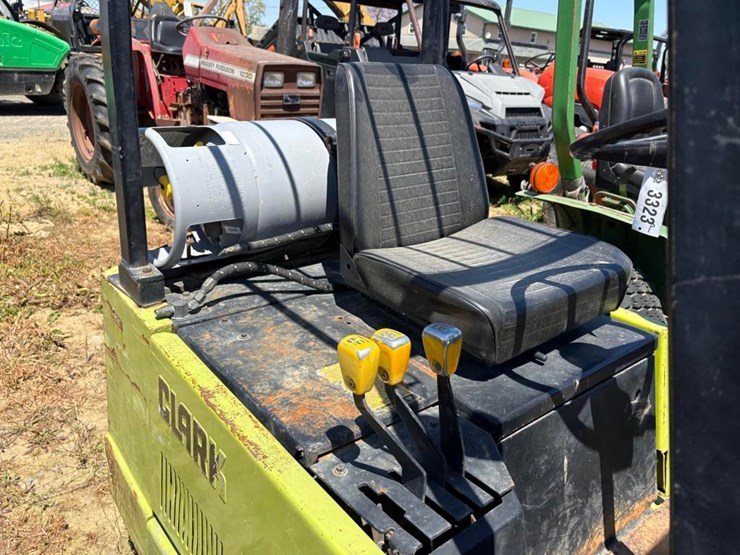 clark-gcs17-forklift-image-6