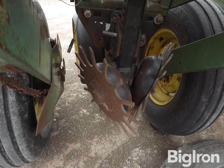 john-deere-7000-image-16