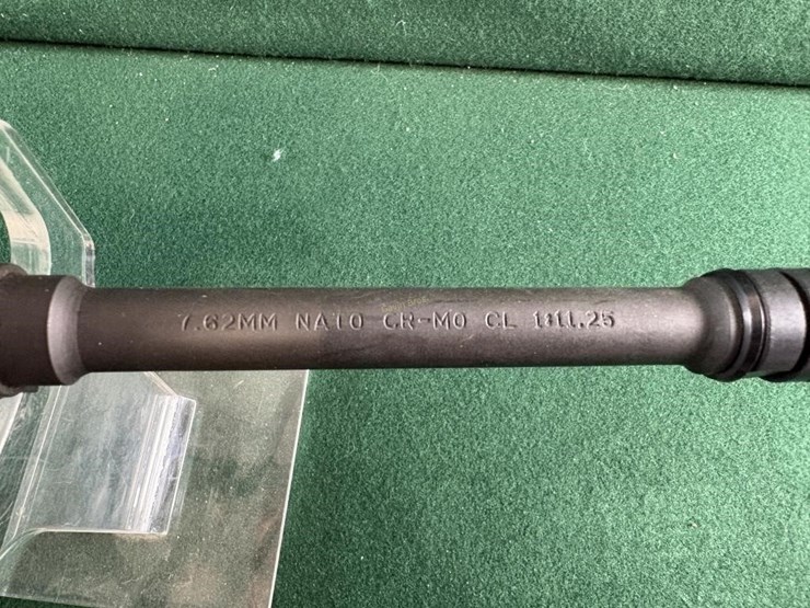 arma-lite-mdl.ar-10a-7.62mm-rifle-image-12