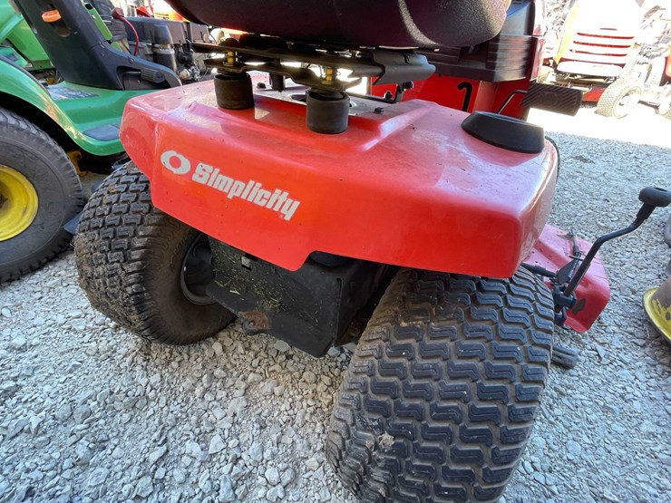 #6937-•-simplicity-riding-lawn-mower-image-4