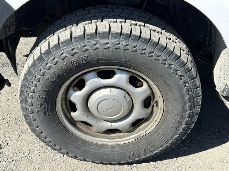 2011-ford-f150-xl-image-35