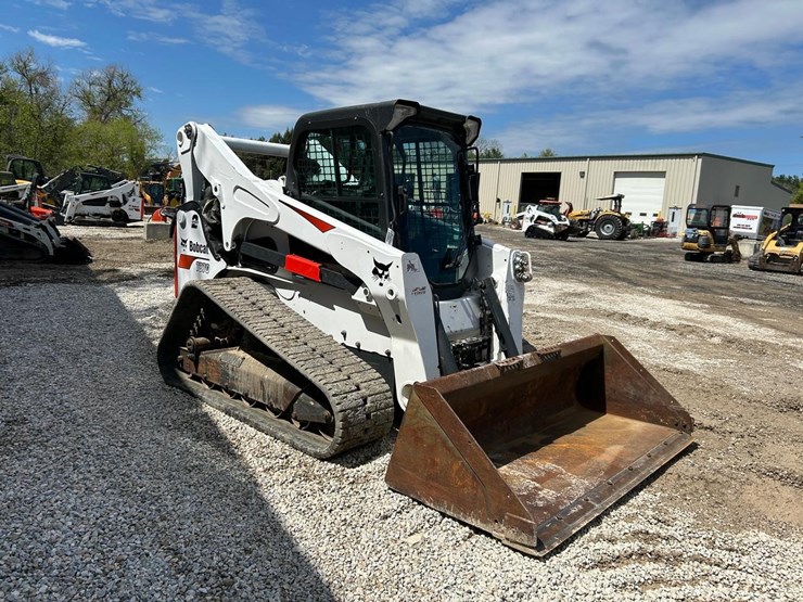 2022-bobcat-t870-image-6