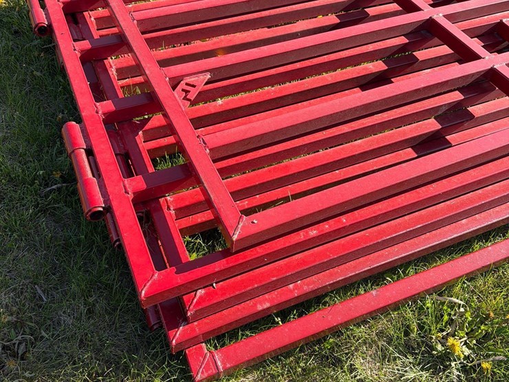 5-14ft-livestock-gates-image-4