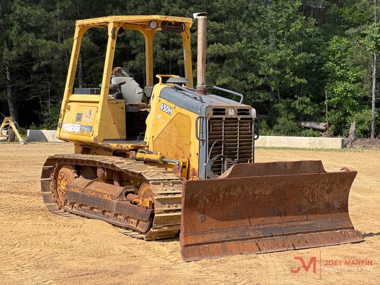 2001-deere-450h-lt-image-1