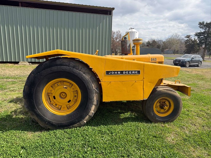 john-deere-840-image-6