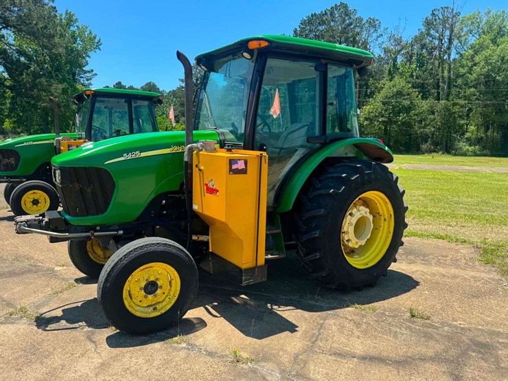 john-deere-5425-image-1