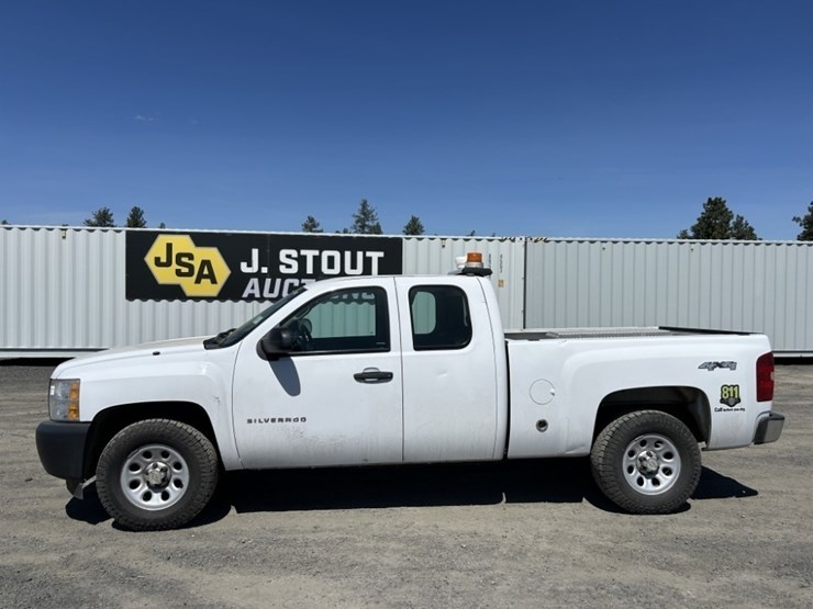 2013-chevrolet-silverado-1500-image-2
