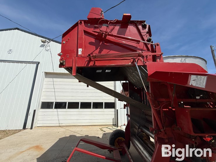 2009-new-holland-br7090-image-15