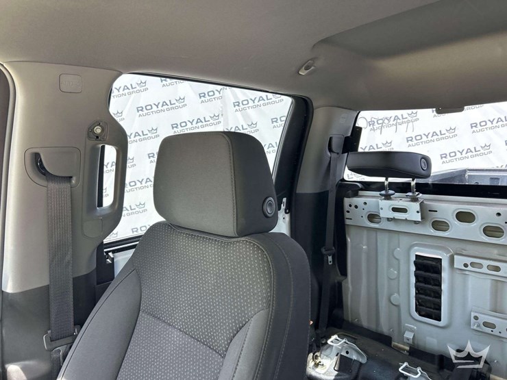2022-chevrolet-silverado-1500-image-21