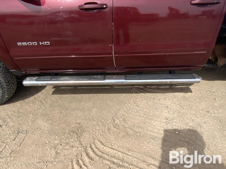 2015-chevrolet-silverado-2500-image-10