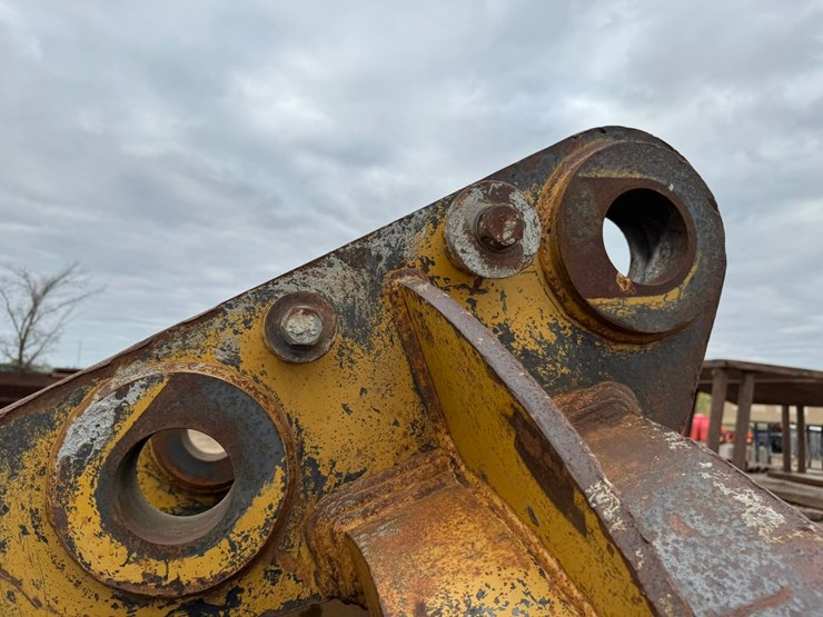 #3954-•-raveling-approx-46"-excavator-bucket-image-10