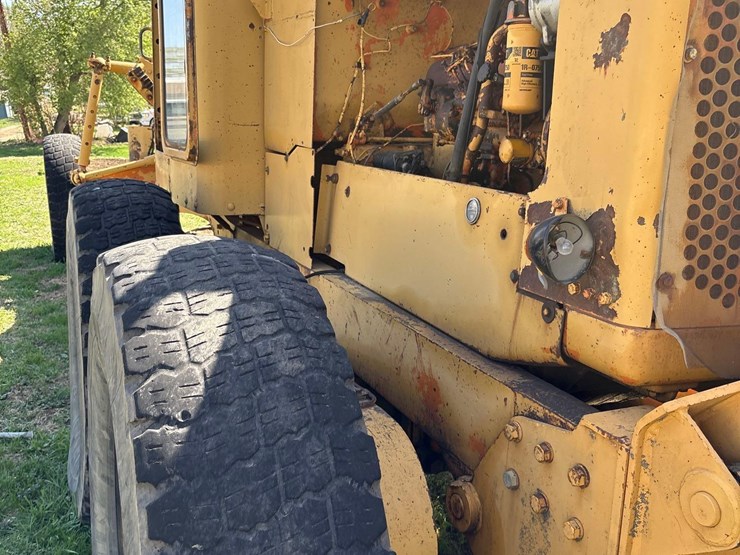 caterpillar-12f-image-22
