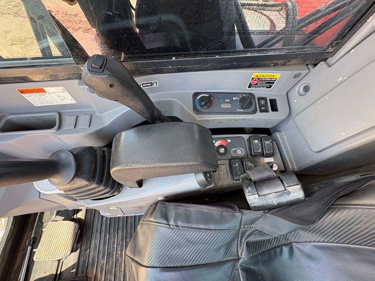 2018-kubota-kx080-4-image-44