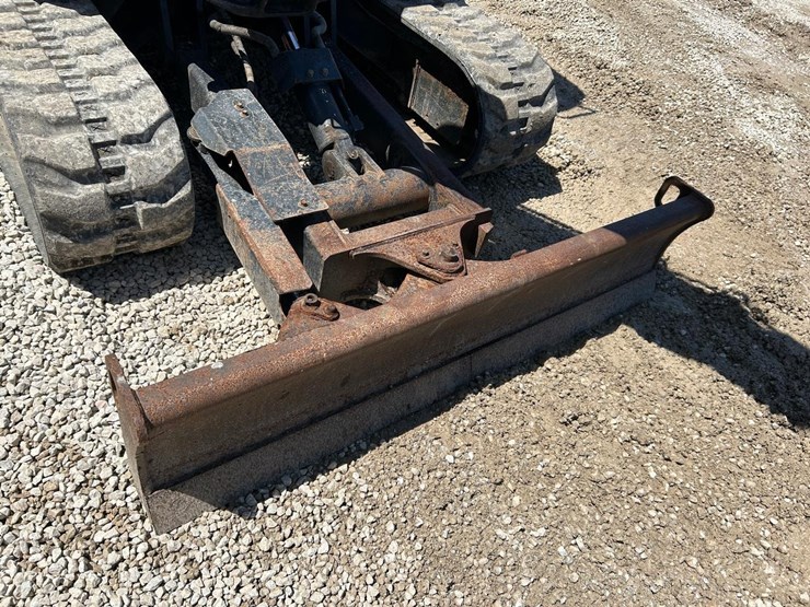 2022-kubota-kx040-4-image-11