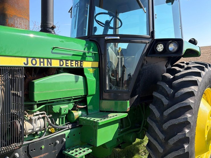 john-deere-4650-image-23