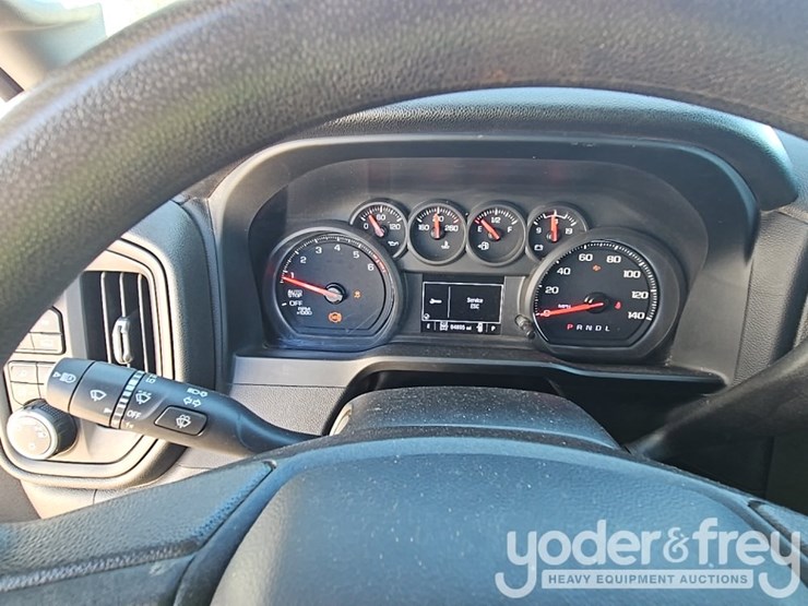 2022-chevrolet-1500-image-44
