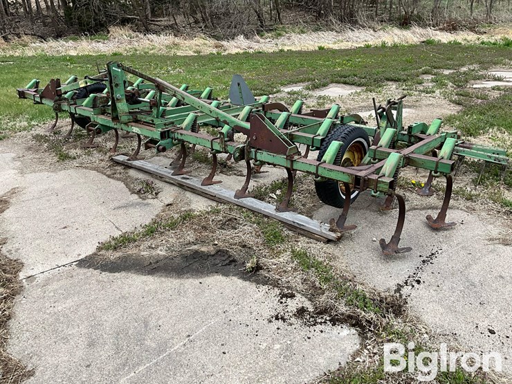 john-deere-1000-image-1